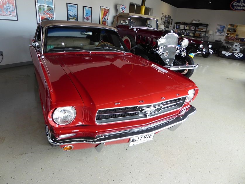This 1965 Mustang convertible could maybe fetch $35,000 today, but dock it down to $20,000 with a six under the hood